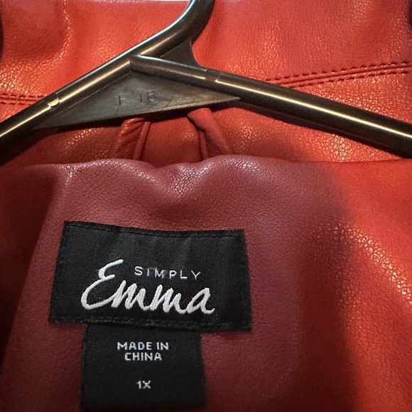 Emma size 1x red leather jacket - Picture 2 of 3
